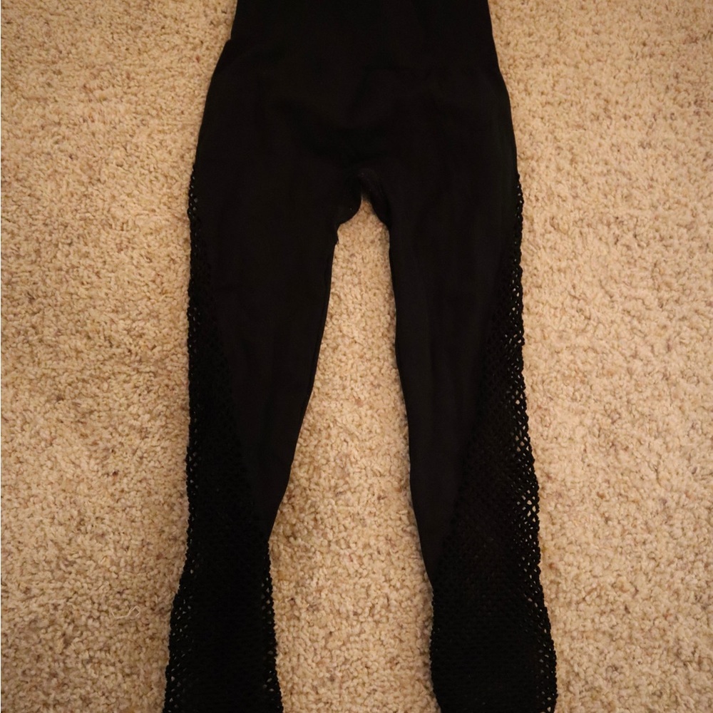 Fashion Nova Active Leggings